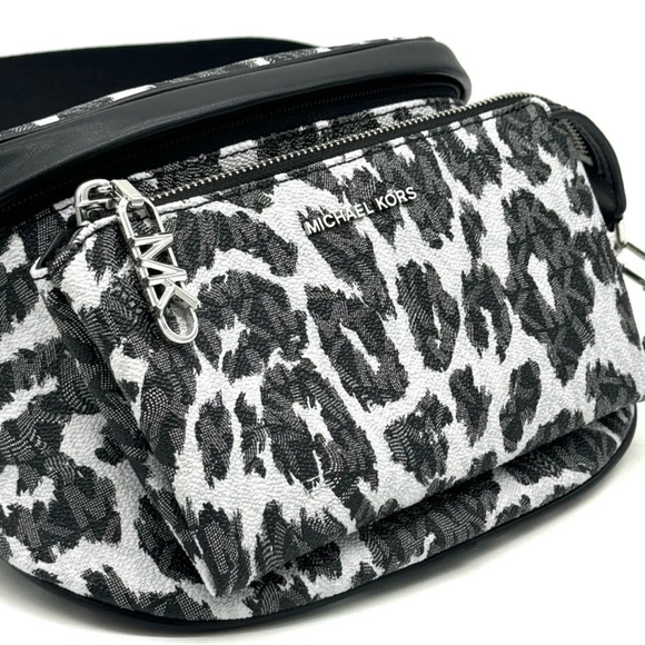 Michael Kors Medium Slater Sling Pack Chain Messenger Crossbody Bag Black Multi - Picture 4 of 9